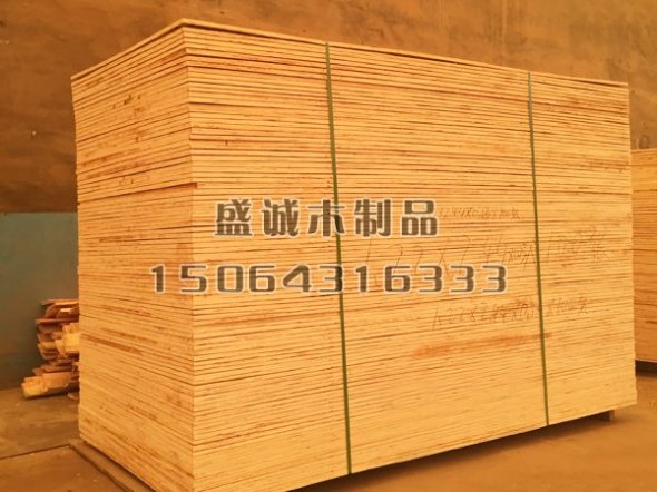 胶合板